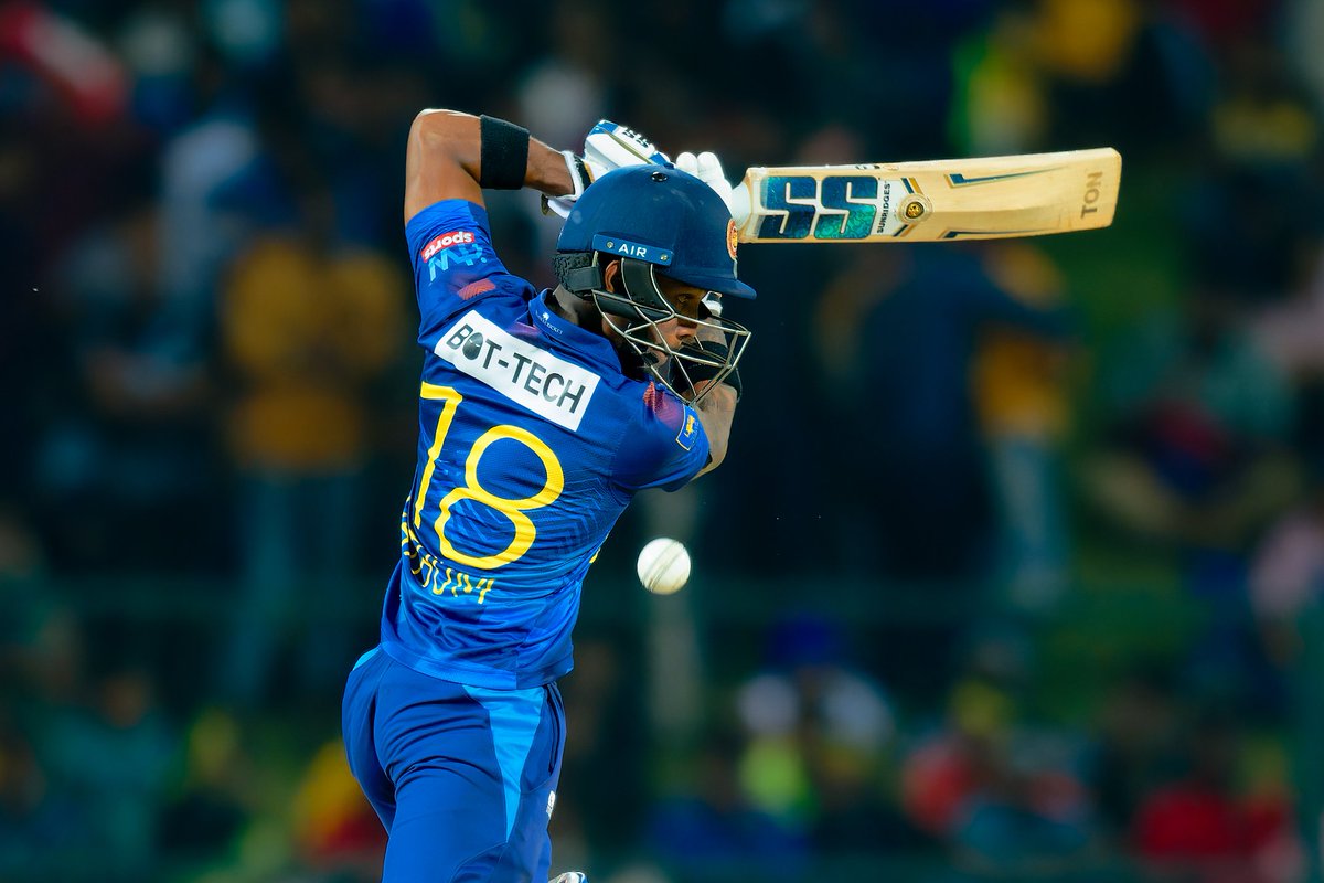 Prasanrod's tweet photo. Another 100 for Jersey number 18.

He is in top form!

#SLvs https://t.co/hOOi5znqIe
