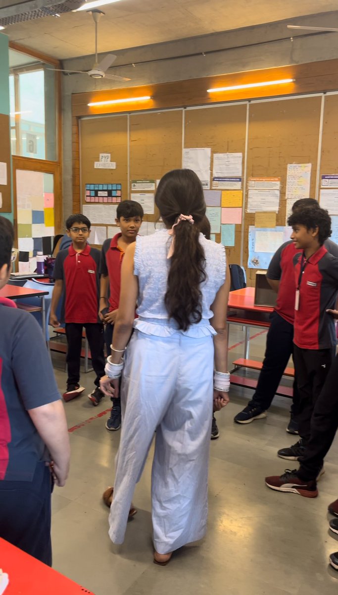 aashiyadb's tweet photo. Ss were randomly given a word and they’d to mention anything associated to it that came to their mind. They’d to be spontaneous - a way to identify their feelings. 
#wellbeingcheck https://t.co/FLBEj0jZ26