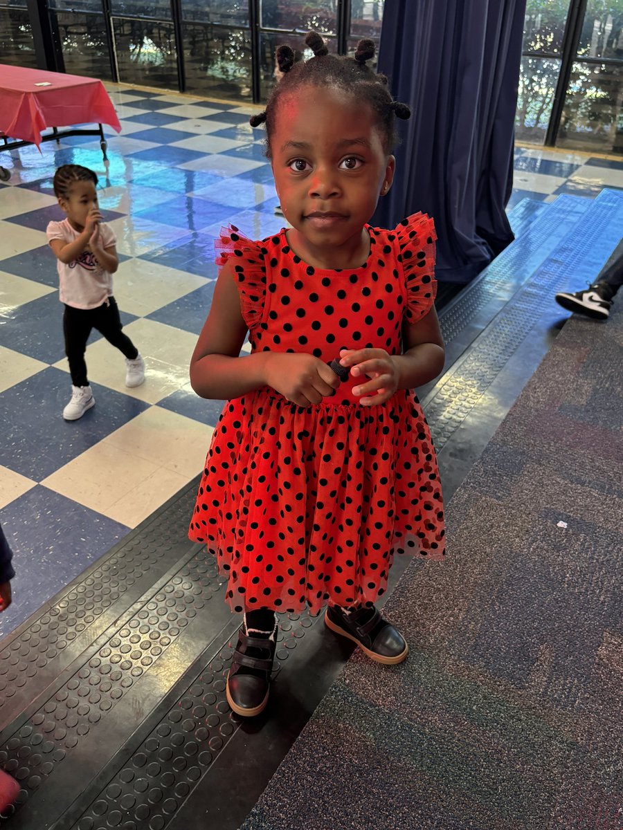 CounselorSCELC's tweet photo. Valentines Fashions at SCELC https://t.co/UbnpEJyIyF