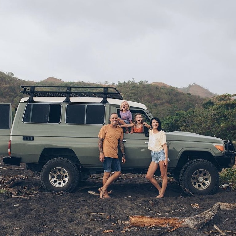 remote_real's tweet photo. Luxury treehouses in Costa Rica 🌴

Yoga and surfing in Panama 🏄‍♀️

The next edition of our newsletter goes out today

You can sign up for our newsletter below 👇🌎 🧘‍♀️

#travel #remote #adventure https://t.co/N2VQw3N7dh