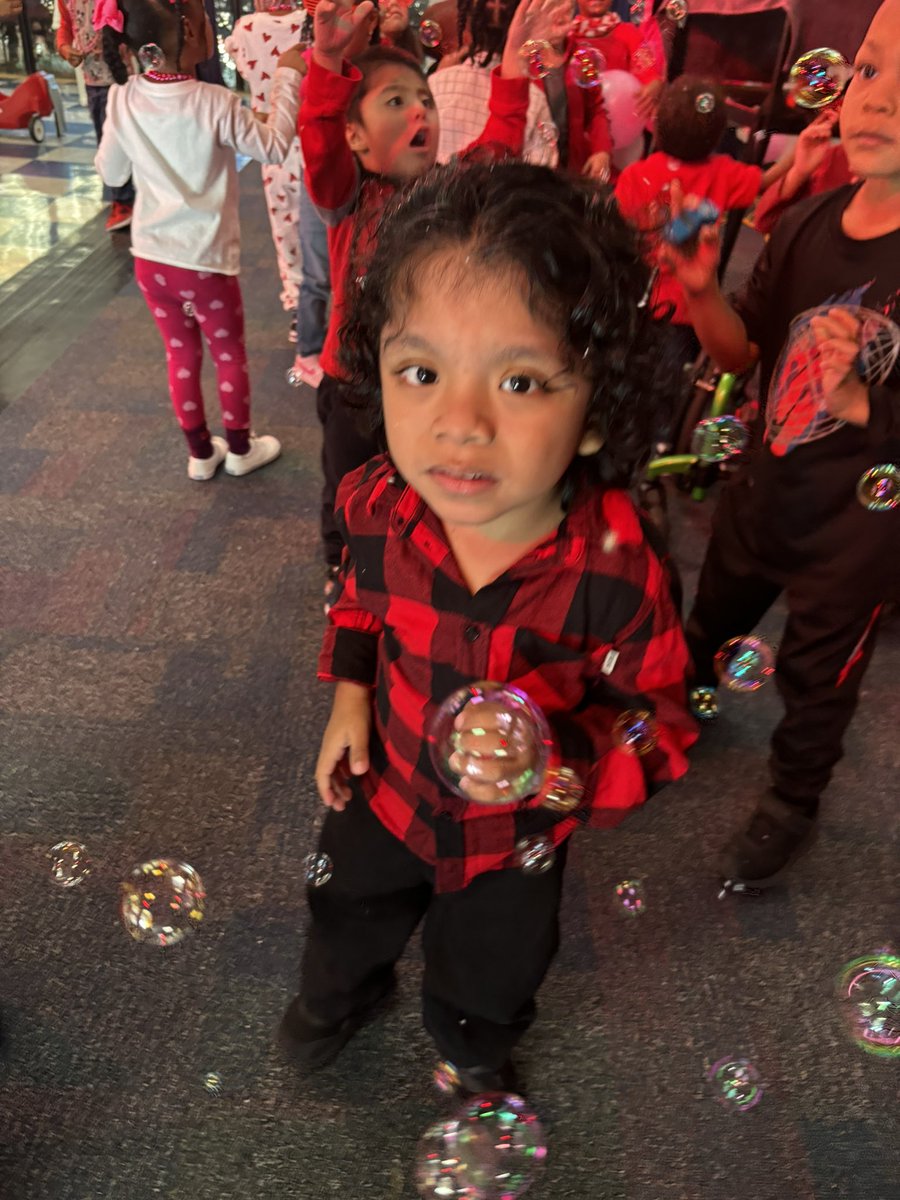 CounselorSCELC's tweet photo. Pre K has dance moves https://t.co/LQBGhfm9ID