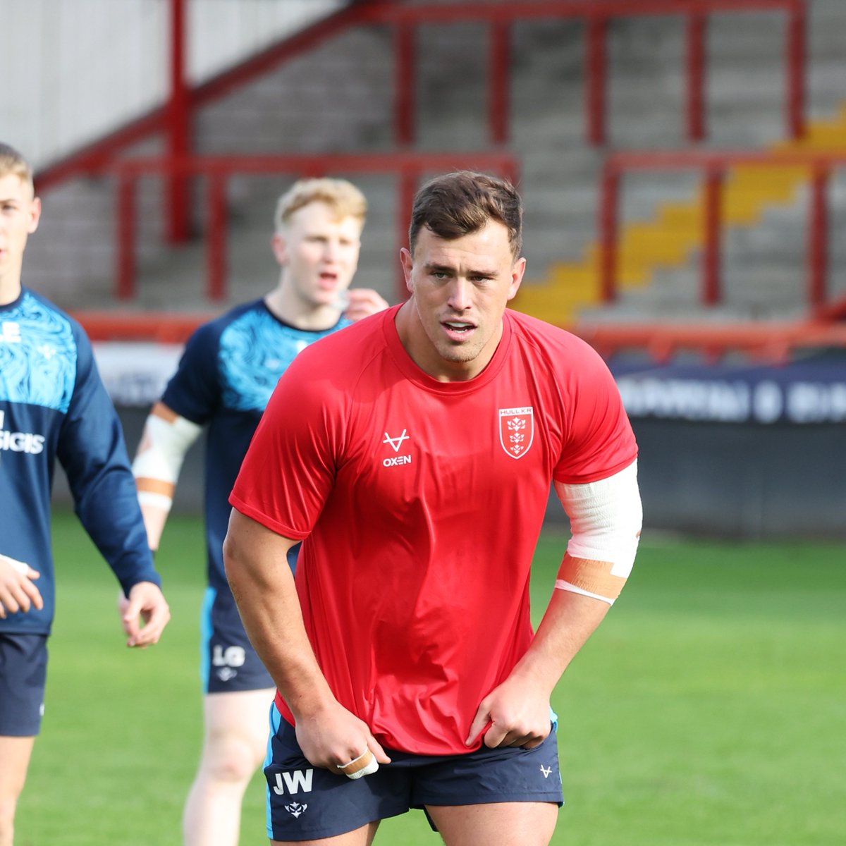 hullkrofficial's tweet photo. Final prep for the Hull Derby 🎯📸

#UpTheRobins 🔴⚪️ https://t.co/rEcFJwMT3F