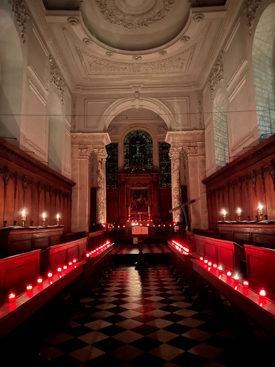 We're marking Ash Wednesday & Valentine's Day today in Chapel. Ash Wednesday Eucharist @ 6:15 (combined choirs) - Byrd, Imogen Holst, Stainer, McDowall Valentine's Day Compline @ 9:30 - Daley + a new arrangement of Adele's 'Make you Feel my Love', written for the choir!