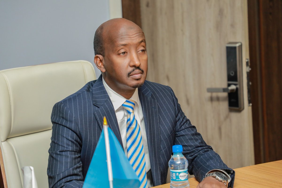 MFBESomalia's tweet photo. H.E @Mr_ahmedaden together with the DG Mr. @ADirshe had a meeting with a delegation from the #IRISProgram &amp; focused on reviewing the work done by the project last year, especially in the fishery sector, &amp; to give importance to the matters that are a priority for the ministry. https://t.co/gqptghpU4s