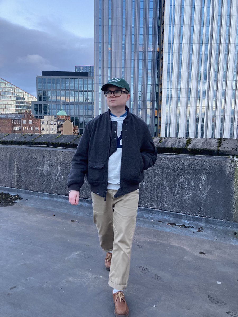 tomthemoddj's tweet photo. Earlier this week on a Manchester rooftop… 

Wearing 2nd Academic cap
Engineered Garments X @UNIQLO_UK X Flight Jacket
J Press Sweatshirt 
Olderbest chinos 
@GHBassEU shoes https://t.co/dXtg55OA5V
