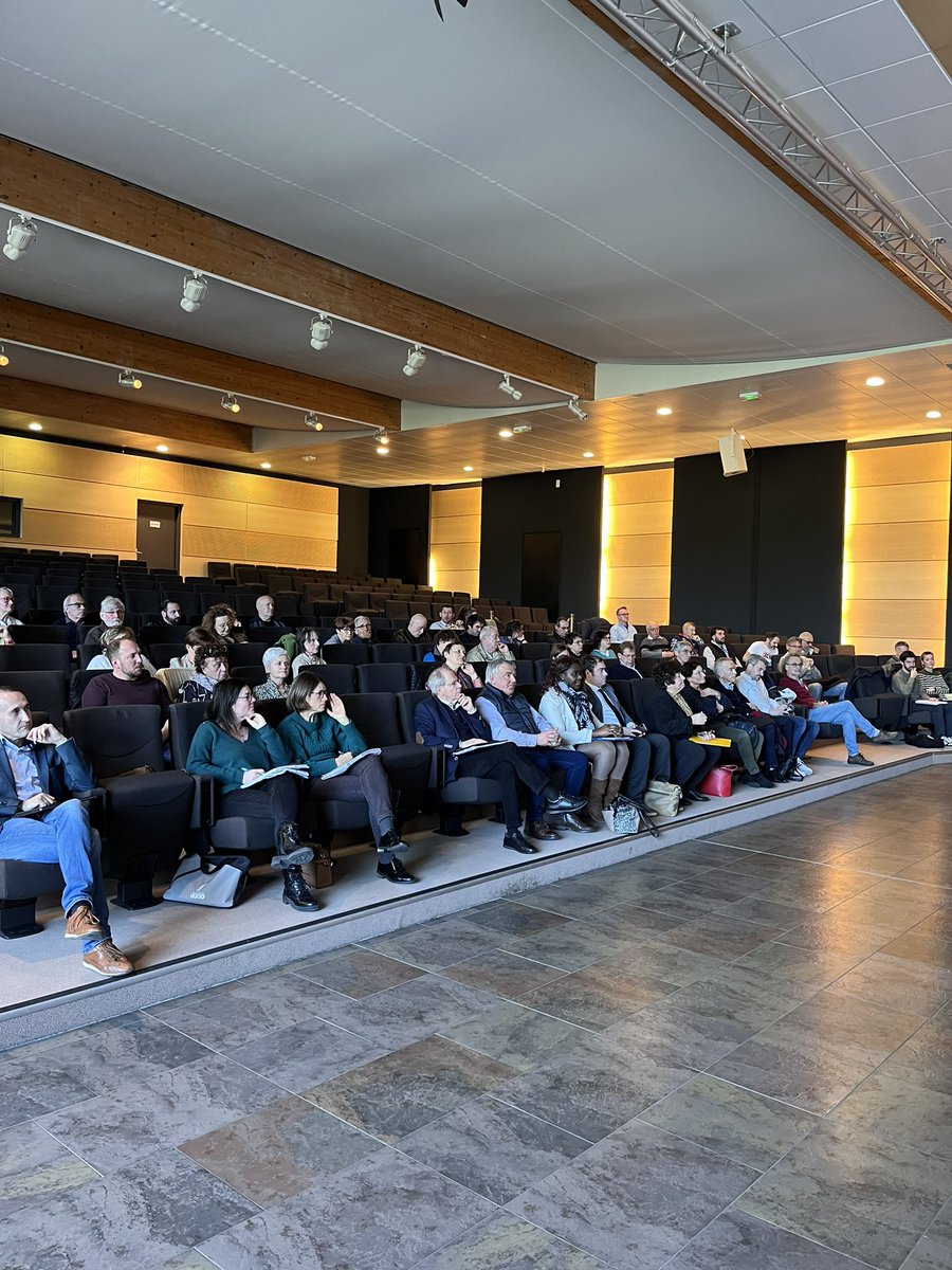 📣 La <a href="/CRdSNVA/">Conférence Régionale du Sport Nouvelle-Aquitaine</a> est actuellement dans le département de la Corrèze pour la septième rencontre territoriale.

Plus de 60 acteurs du sport corréziens sont présents pour échanger sur les thématiques prioritaires du territoire 💪🏼 

#sport #sante #nouvelleaquitaine