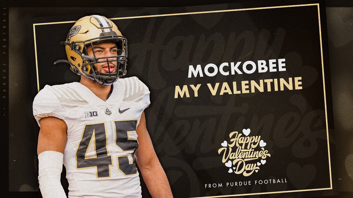 BoilerFootball's tweet photo. We love a good Card around here! 💛🖤

Happy Valentine’s Day from Purdue Football! https://t.co/VlyGFsYYe8