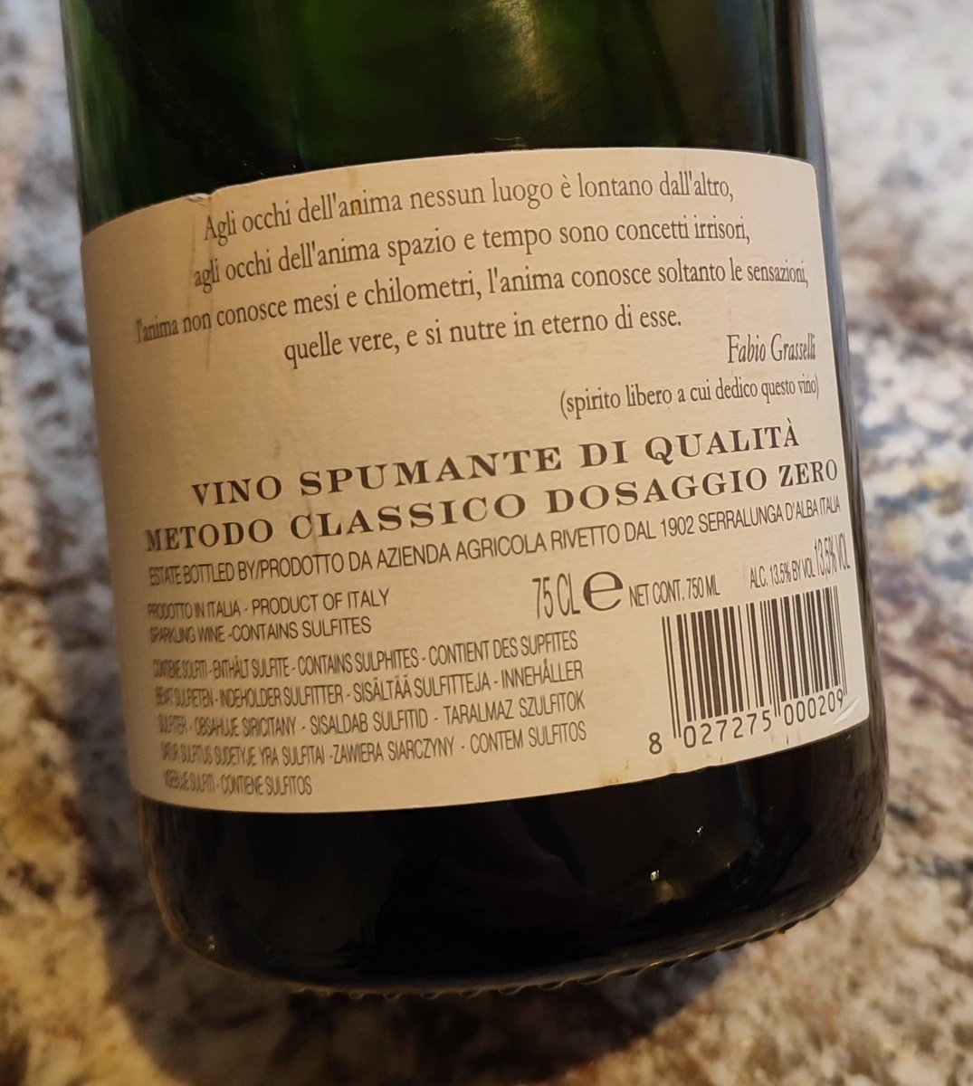 It's that special day of the year So we opened our friend Enrico @rivetto zero dosage, blanc de noir Nebbiolo sparkler. A beauty to tickle the palate on this special day