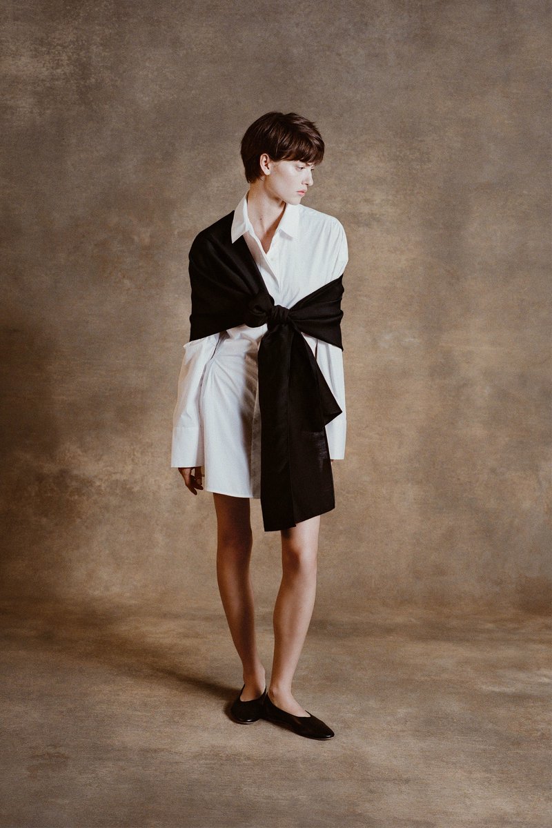 kendam_com's tweet image. Staud Fall Winter 2024-2025 collection lookbook presented at NYFW FW24 kendam.com/news/lookbooks…

#Staud #FW24 #AW24 #Lookbook #NewYork #FashionWeek #NYFW #Kendam