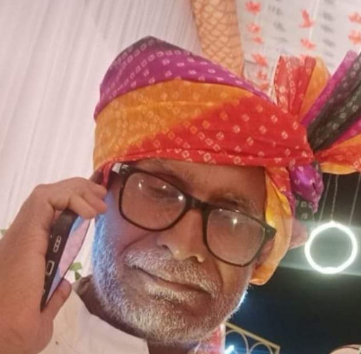 कर्मणा मनसा वाचा
यदभीक्षणं निषेवते,
तदेवापहरत्येनं
तस्मात् कल्याणमाचरेत्।
मन, वचन और कर्म से हम निरंतर जिस के बारे में सोचते हैं, वह हमें अपनी ओर आकर्षित कर लेता है। अतः हमें सदा शुभ का चिंतन करना चाहिए।
शुभ  सोचें, शुभ  कर्म  करें,
शुभ का हर पल वरण करें।
'शुभ होना ही निश्चित है'