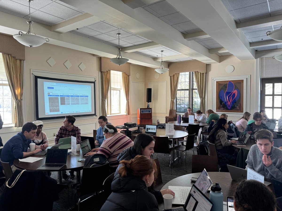 ConnCollDSCC's tweet image. Big turnout for #douglassday @ConnCollege! @DouglassDayorg #crowdsourcing #transcribeathon