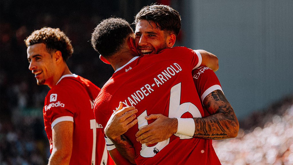 LFCApproved's tweet photo. 🤕 Trent Alexander-Arnold to miss Carabao Cup final with Chelsea after aggravating existing knee injury. {@_pauljoyce} 

🤕 Dominik Szoboszlai is another key player set to miss the cup final as he undergoes treatment on a hamstring issue. {@_ChrisBascombe}

Awful timing for two key players to get injured!