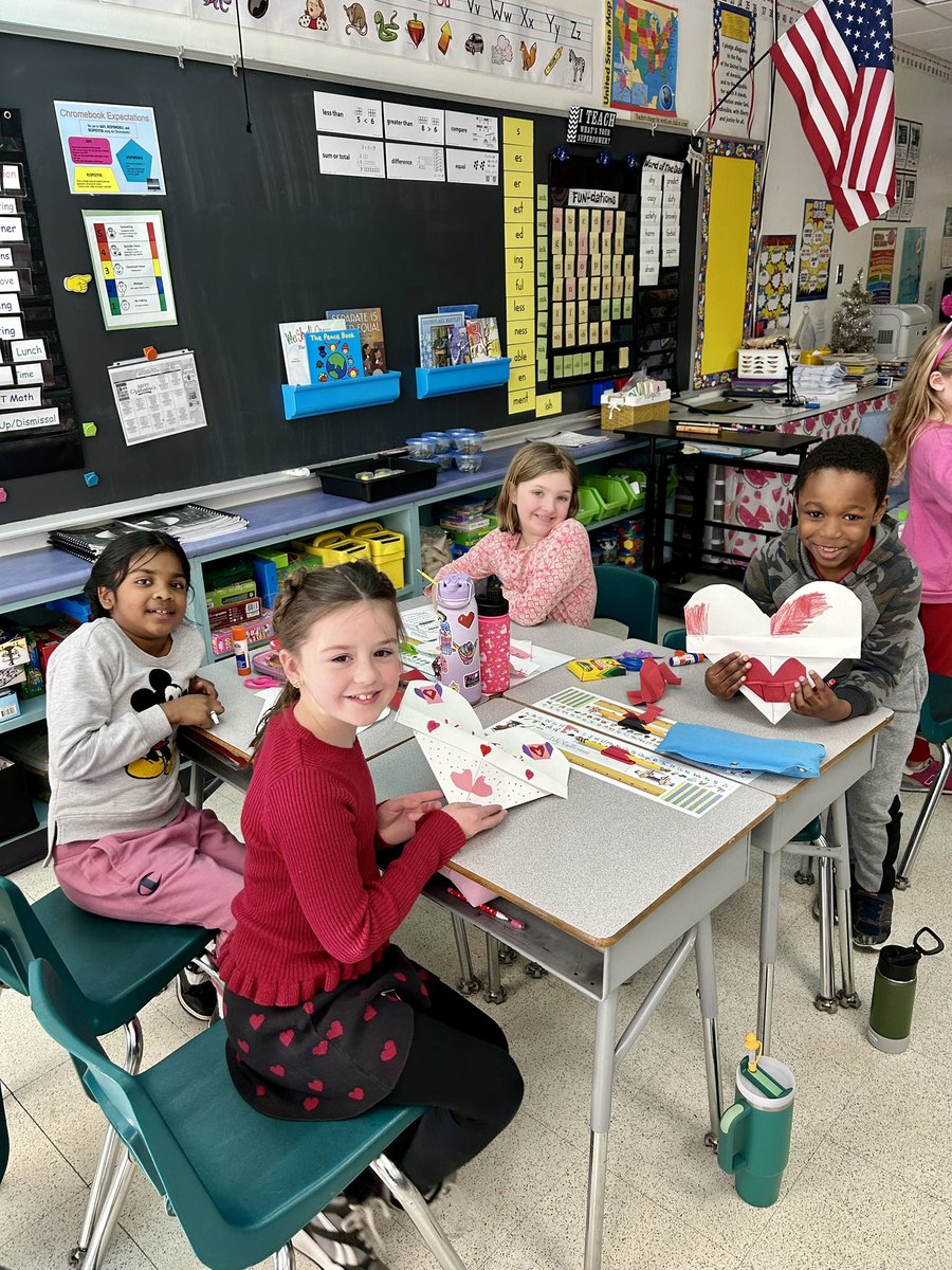 elmstmorsels's tweet image. Happy Valentine’s Day!! ❤️🩷💜💛💚