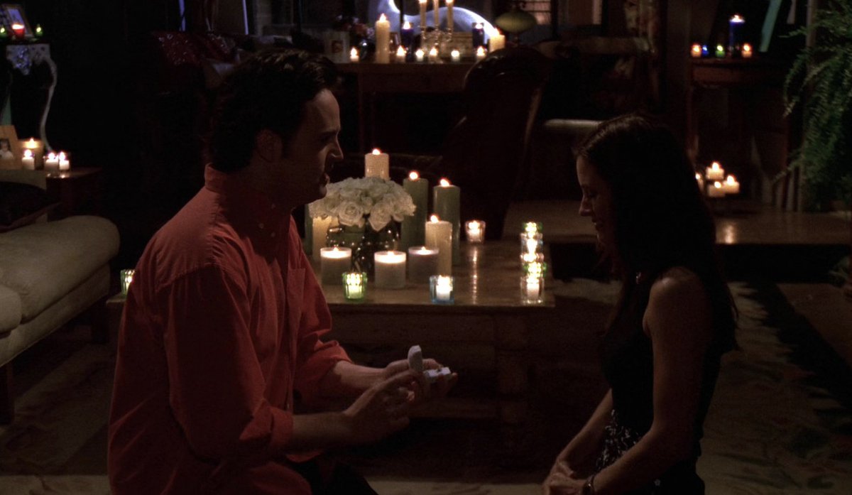 mondlerthinker's tweet photo. happy valentine’s day to chandler &amp; monica💗 https://t.co/C6WJw4879f
