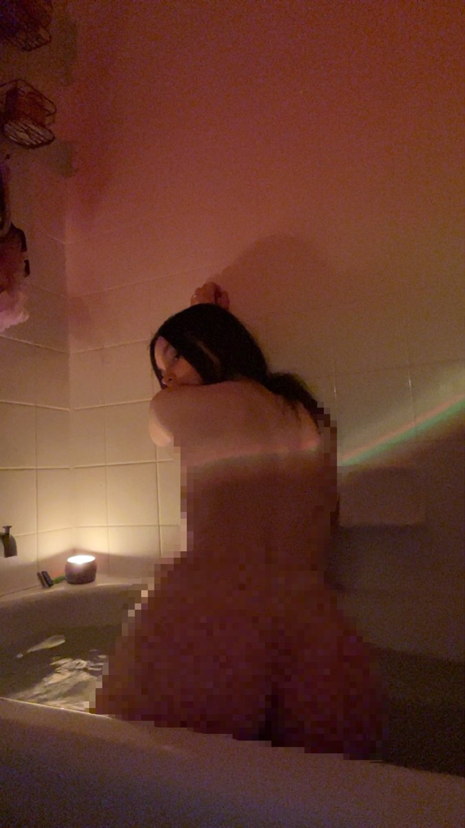 Lexidivine7's tweet photo. Let me use my super power to turn you into my human ATM https://t.co/XOfu6tvPS9