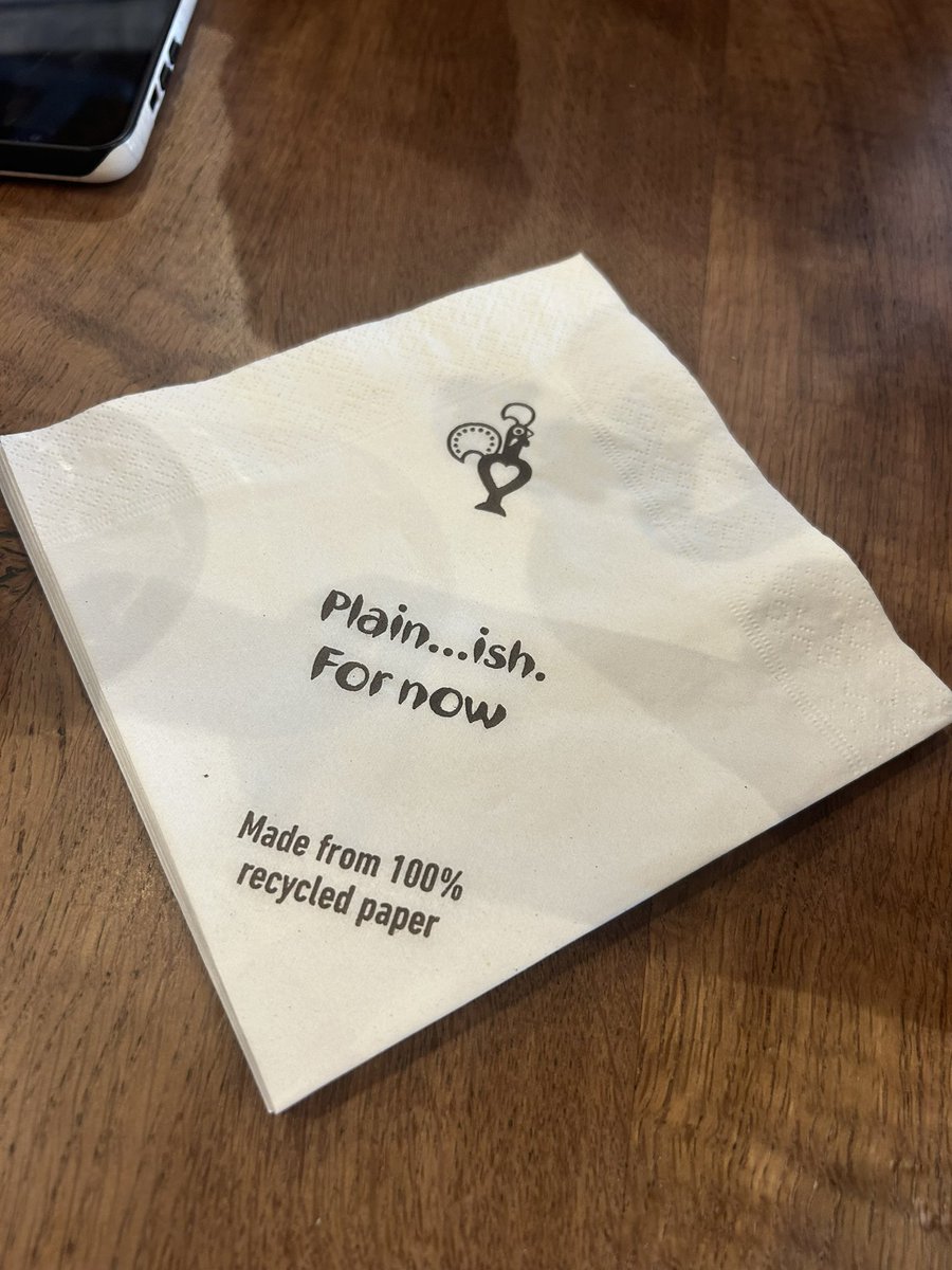 A day spent litter picking at two local parks in #Leicester with 6 bags in total 👍

We even found an #islastone 🐞

Obviously a #cheekynandos was in order for the hard workers 🥰

#studentnurse <a href="/BlabyDC/">Blaby District Council</a> <a href="/LeicsNursing/">MSci Nursing with Leadership @uniofleicester</a>