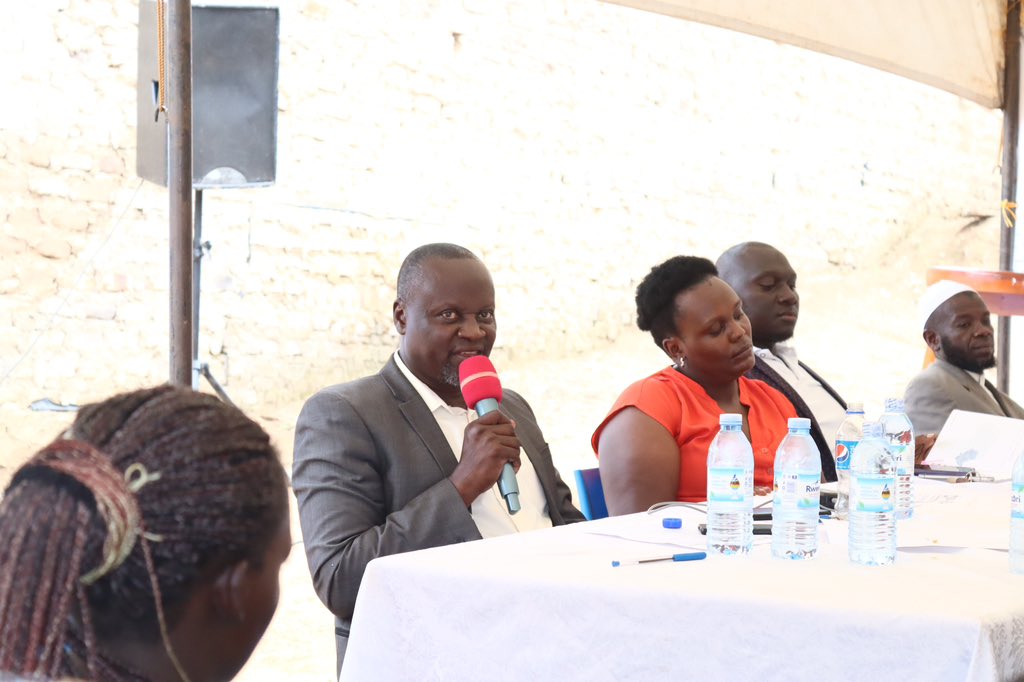 Balancing the pursuit of wealth with a commitment to education and social responsibility will ultimately lead to more well-rounded and impactful individuals who can make a lasting difference in the world.

🗣️ Muhammad Ssebugenyi 

#EmpowerLwengo