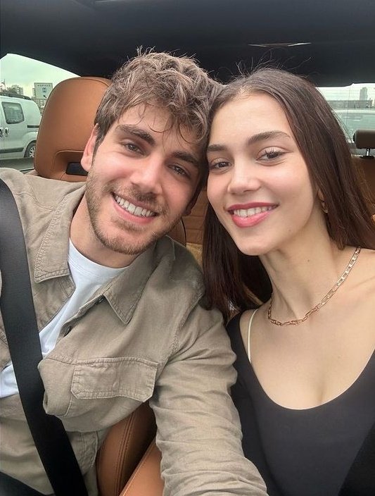 almeristerim's tweet photo. ÇOK ÖZELSİNİZ❣️ #orhol #orhan #holofira #ecem #emre #kuruluşosman https://t.co/QajfaYPgpu