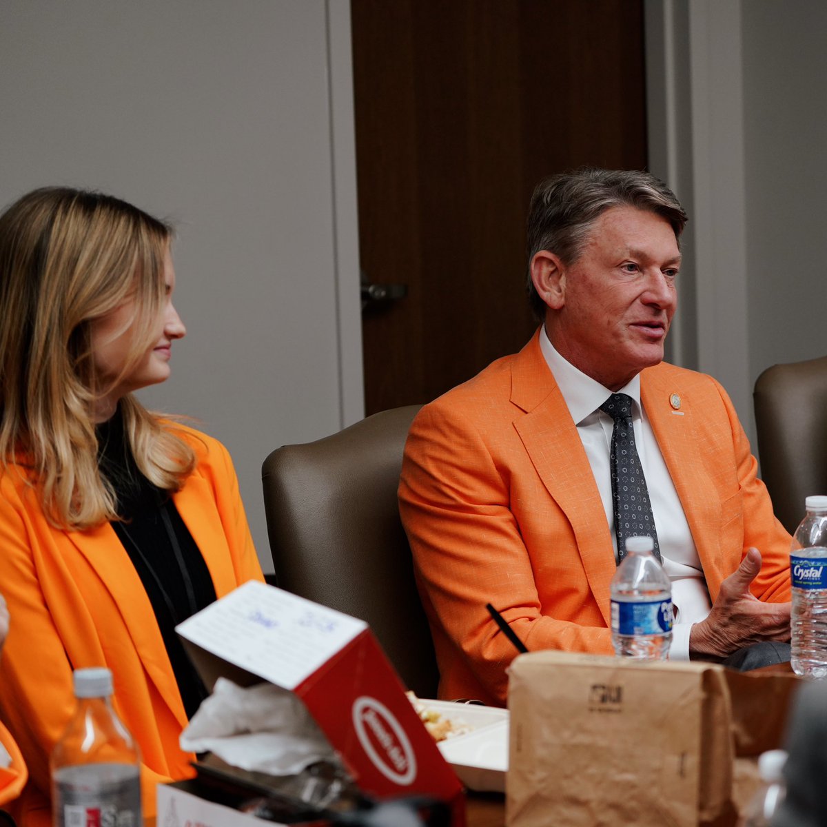 UT_President's tweet photo. Arguably one of the best parts of #UTDay last week was getting to have lunch with our @UTSystemNews legislative interns. Great discussion surrounding how we can continue to enhance internship opportunities for future UT students! 🍊 #EverywhereUT https://t.co/vFmcqHWCLV