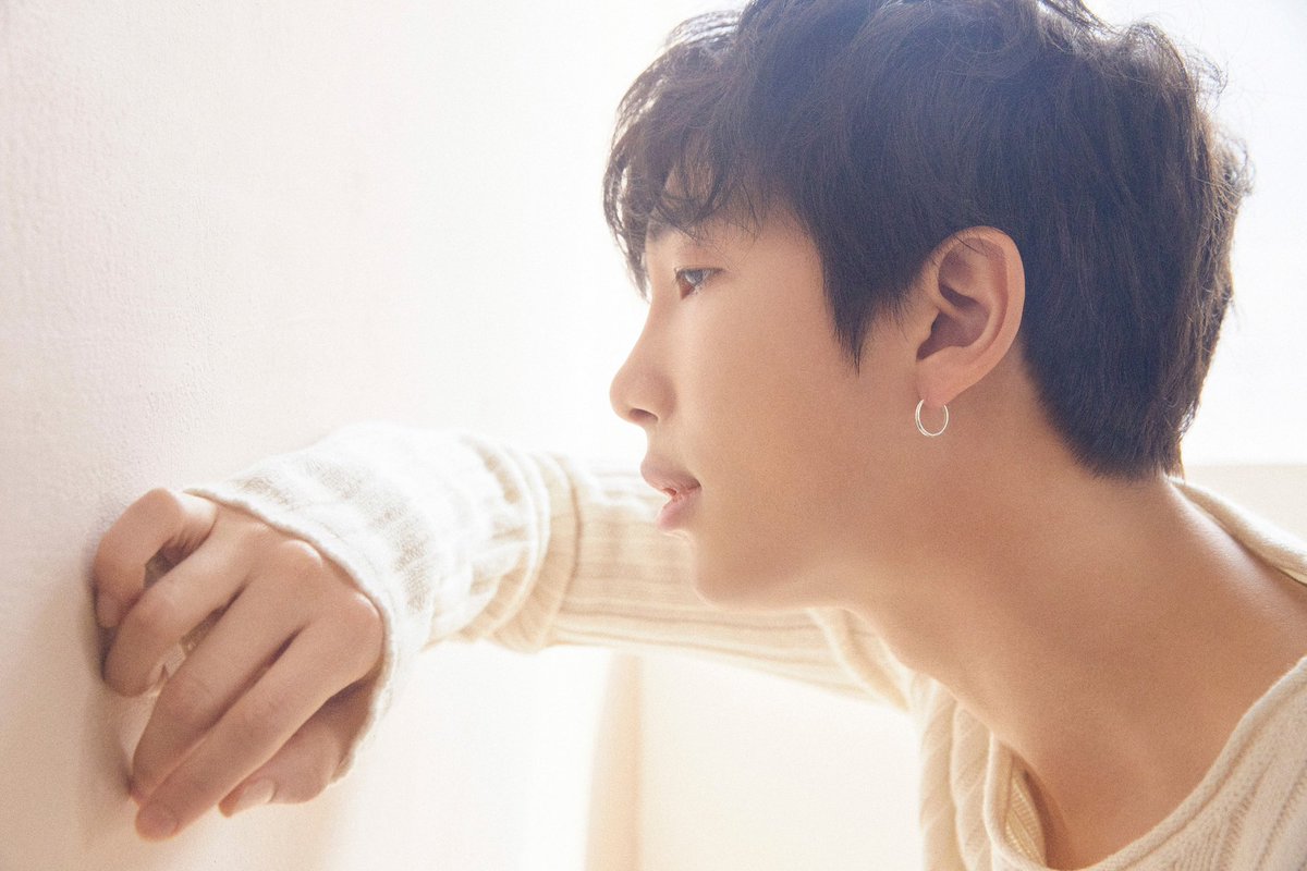 BeyondArmy1306's tweet photo. #BTS #방탄소년단 LOVE YOURSELF: TEAR Concept Photo Sketch 3 "U" https://t.co/l8CNVO4vZi
