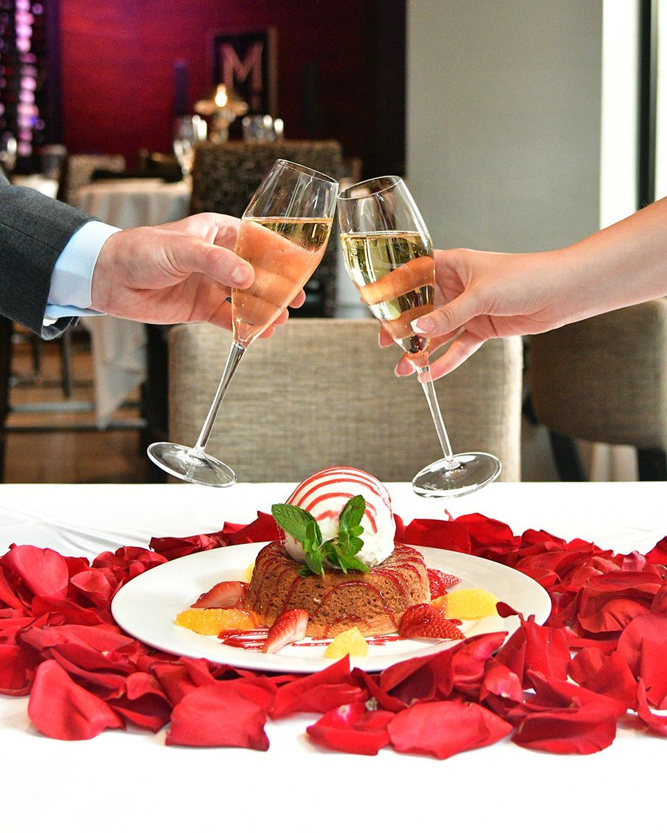 Cheers to love and exceptional dining.❣️ Happy Valentine's Day!