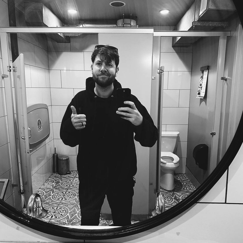 tannerJolson's tweet photo. Everyone at the coffee shop is wearing pink and red.
Not me.
I’m just an Ash Wednesday boy living in a Valentine’s Day world. https://t.co/PF7JrBvnKk