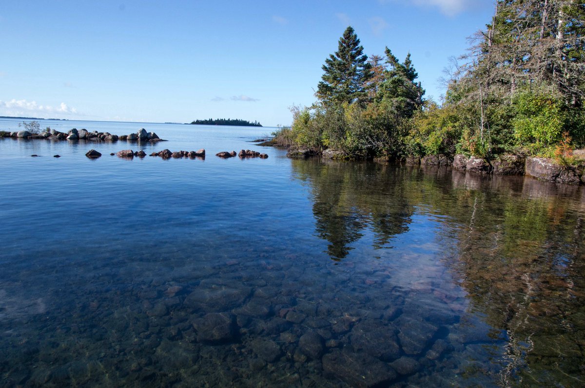 Easter egg alert! Look at that gorgeous water. I love water!😍

When I was really little, I looked at my Dad and asked, “Daddy, do you want me to make you a water sandwich?” 

I’m still hearing about it. 🤣
Photo: Malone Bay on Isle Royale  #themermaidoflakesuperior #hthemermaid