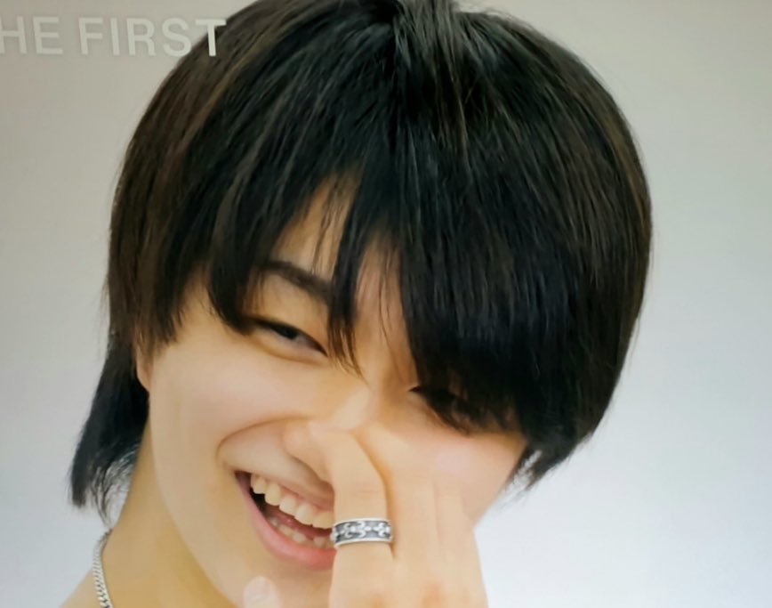 Shfuu10's tweet image. あの日のFIRST🐢

なにコレすっご〜い(⸅᷇˾ͨ⸅᷆ ˡ᷅ͮ˒)💛
アレ!?この人好き😳って
再確認した瞬間

JUNON 523💙🩵
Happy Birthday🎂まで
あと98日🫶

 #JUNON_HBD_26rd_CD 
#We_LOVE_JUNON 
#THE_FIRST