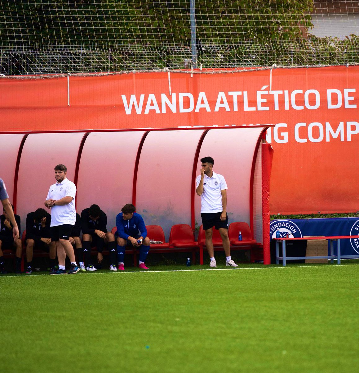 Doy por finalizada mi etapa en el <a href="/PintoAcademia/">Atlético de Pinto Academia</a> . 
Me llevo varios años de aprendizaje y momentos increíbles. 
Cuando llegas mentalmente al límite, toca descansar, desconectar y recargar pilas para lo que venga⚽️🧠💪🏻