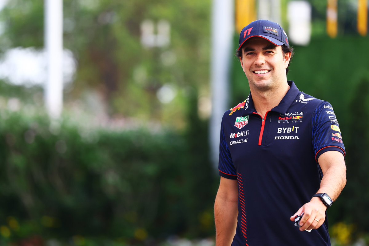 F1Katt's tweet image. Por que ustedes lo pidieron y yo soy la voz del pueblo:
 
   ✨DINÁMICA PARA GANARTE UNA GORRA DE CHECO PEREZ CON @intermx ✨

👉 Sigue estos sencillos pasos:  

 ➡️Comenta que esperas del #RB20 y menciona a @intermx 
 ➡️Coloca el Hashtag #seguroseguro
➡️Sigue a @intermx  y…