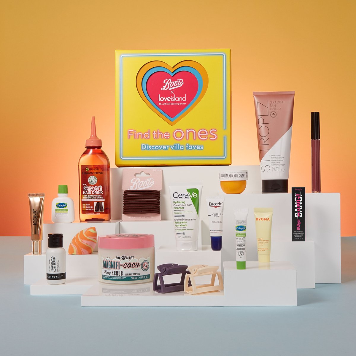 We've got a text! The Boots x Love Island Beauty Box has landed 🤩 Filled with our ultimate beauty products, it will make your head turn 👀 Shop £132 worth of product for only £45, here: spr.ly/6007VTaSV 

#BootsUK #BootsxLoveIsland #FindTheOnes