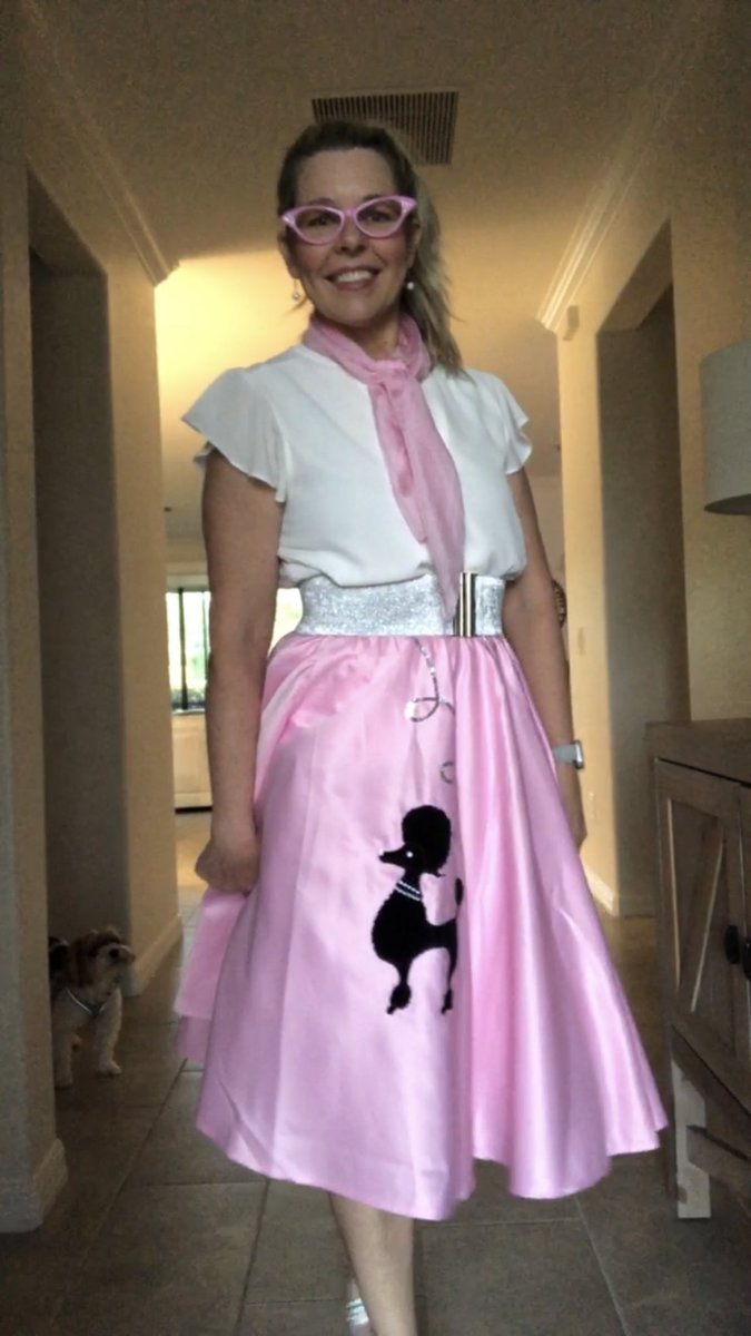 llease's tweet photo. Super fun speaking gig today? Can you guess the theme? https://t.co/jSaxJWpWtG