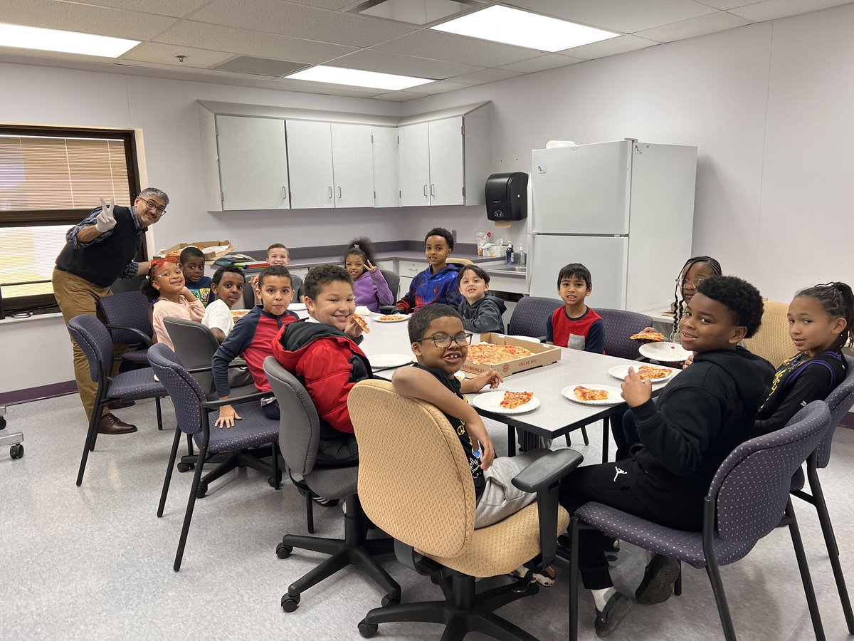 Did you know that one of the coupons at our school store is “Pizza With the Principal”? These students used their rise dollars for this fun experience today. 🍕 😋