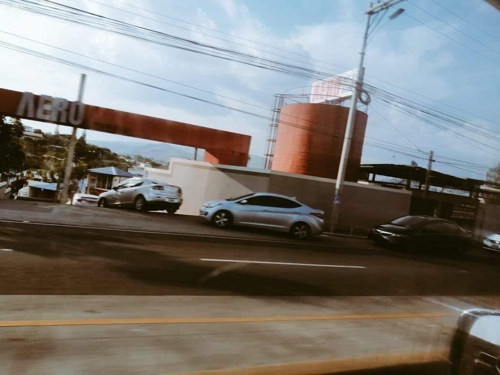 bucentauro_'s tweet photo. Que viva el amors 😻 https://t.co/45gSxj8VHr