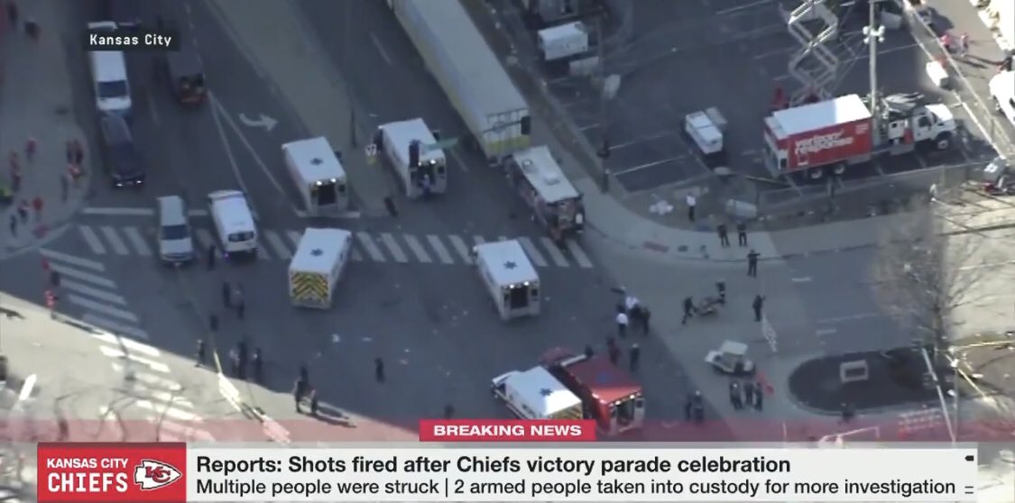 Prayers Up Kansas City 🙏❤️

Reports from the Kansas City police have confirmed that at least 8-10 people were shot at the #Chiefs Super Bowl parade, with at least one person pronounced dead. Also, multiple children are currently being treated at Children’s Mercy Hospital.