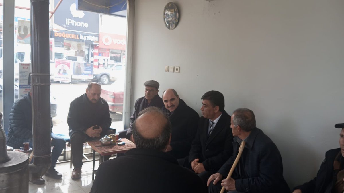 zahir_soganda's tweet photo. 📍Özalp 

Özalp Belediye Başkanı adayımız Sn. Atakan Gönülçeken ile birlikte halkımızla bir araya gelerek, ilçemizin çarşısında kahvehanelerinde birlikte sohbet ettik, çaylarını içtik. Misafirperverliklerinden dolayı teşekkür ediyoruz. 

#TürkiyeYüzyılı https://t.co/aqI4VfvWRg