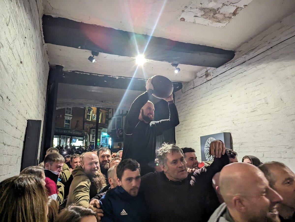 AshbourneNews's tweet image. And there we are. A great goal after a great day. Shame for the down'ards, but a great result for the up'ards.
Thank you for following this year's #shrovetide coverage