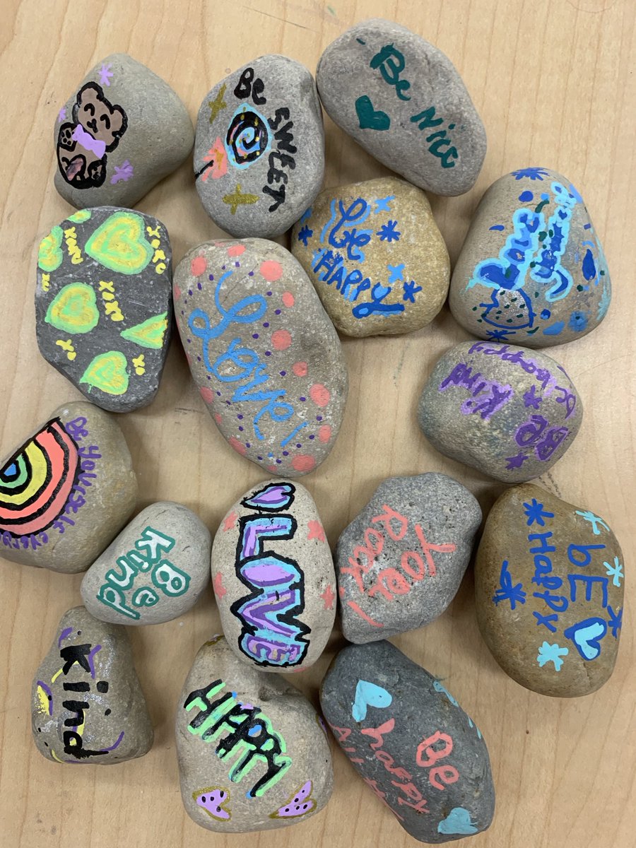 ECES Change Makers painting Kind Rocks for our playground ⁦<a href="/ECES_Pike/">Eagle Creek Elem</a>⁩ ⁦<a href="/PikeSchools/">Pike Twnshp Schools</a>⁩ ⁦<a href="/FulbrightPrgrm/">The Fulbright Program</a>⁩