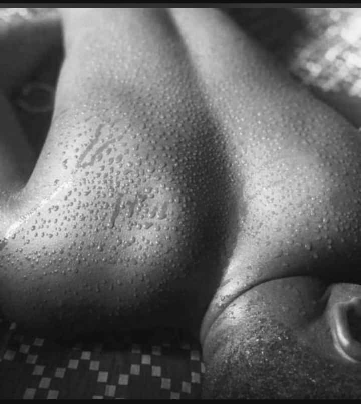 🙍: How's your night going?

🛌:  👇