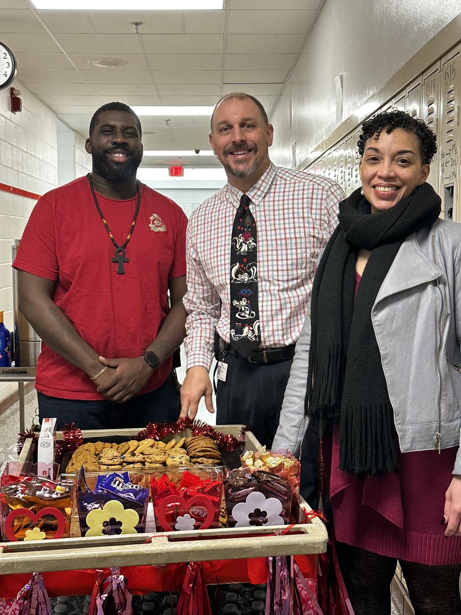 Today, we celebrated our staff with the tradition, “ Sweetheart Cart,” for our staff!  Happy Valentine’s  Day to the best staff!  We love them and are so proud of them for everything they do for our students,  families, and each other! #OneTeamOneHeartbeat!