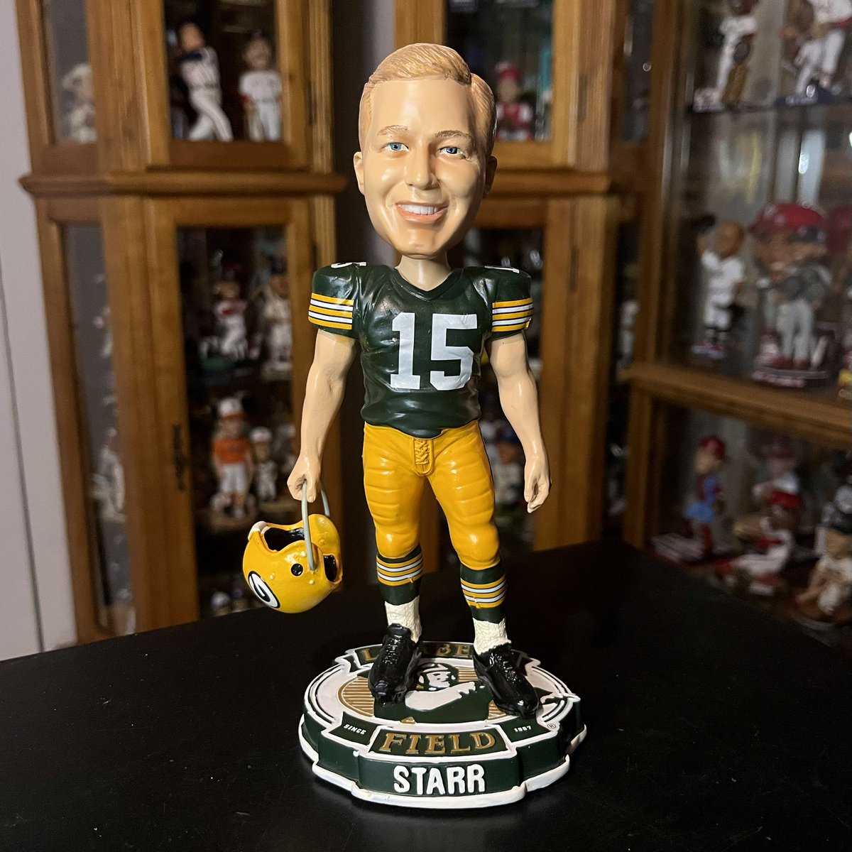 BobbleDeNiro's tweet photo. Our QB might be Love, but on this Valentines Day I’m seeing Star(r)s 🏈 https://t.co/Wr50z5V5uK