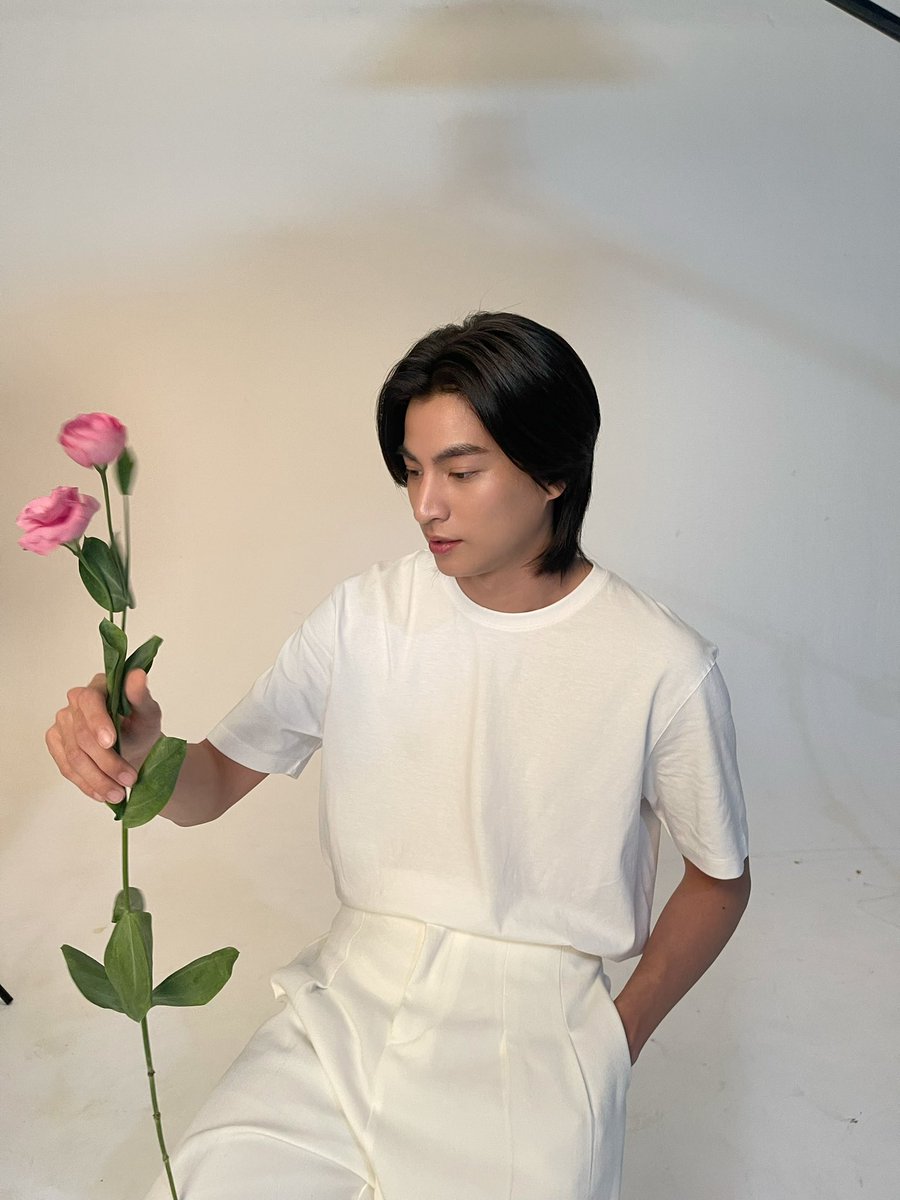gulfkanawut's tweet photo. Happy Valentine’s day kubb🌹 https://t.co/nlYHJssOds