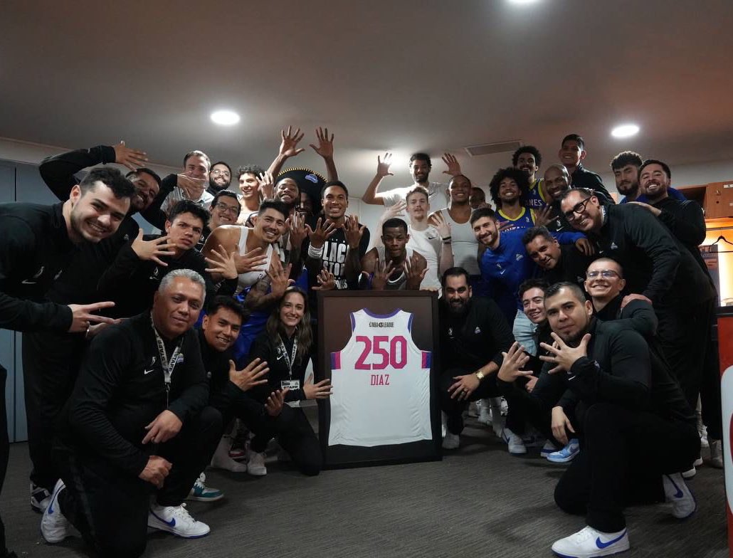 Solo puedo dar las GRACIAS a todas la personas que durante 7 temporadas me han acompañado. Que sean muchas más. <a href="/CapitanesCDMX/">Capitanes CDMX</a>