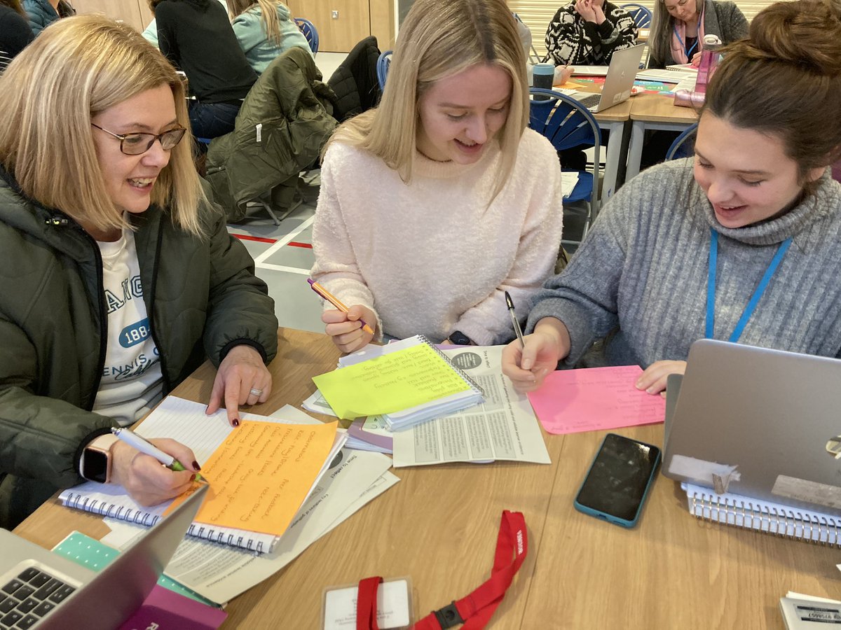 Thanks to all practitioners who took part in the final #inspiringschools sessions today. Lots of enthusiastic and reflective conversations around practice in #supportandchallenge #assessmentandmoderation And thanks again to @Tullochprimary for hosting us ⭐️@PKCTeach