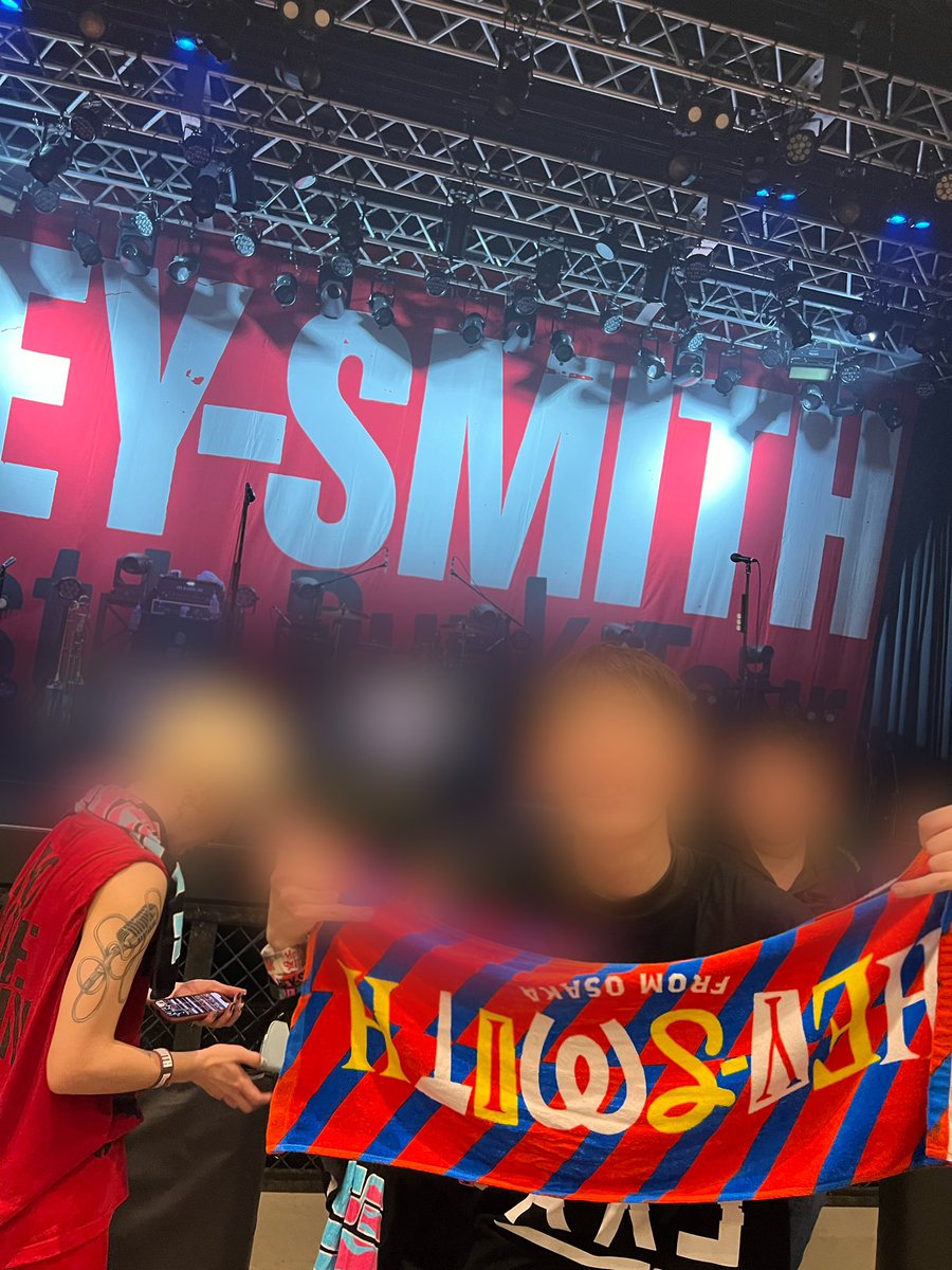 tmythemorment's tweet photo. HEY-SMITH 大阪 GORILLA HALL対ありでした！！👊👊👊
 #HEYSMITH
 #メイソンズ 
 #FatTofu https://t.co/4kQCIpNsIm