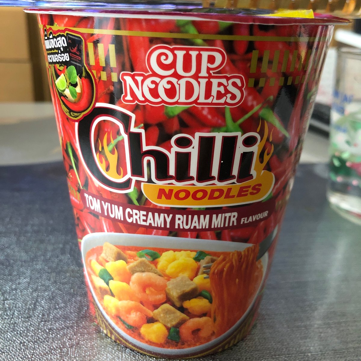 eats_tokyo's tweet image. トムヤムクリーミー味カップヌードル
#cupnoodlechillinoodles #tomyumcreamyruammitr 
#cheatfood #instantnoodle #nissin #日清
