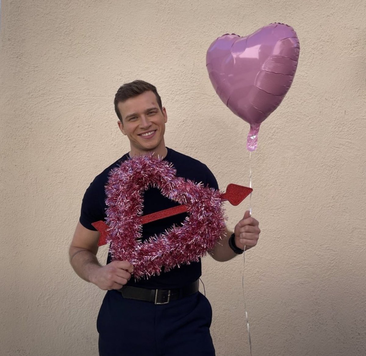 9-1-1 NEWS tweet media