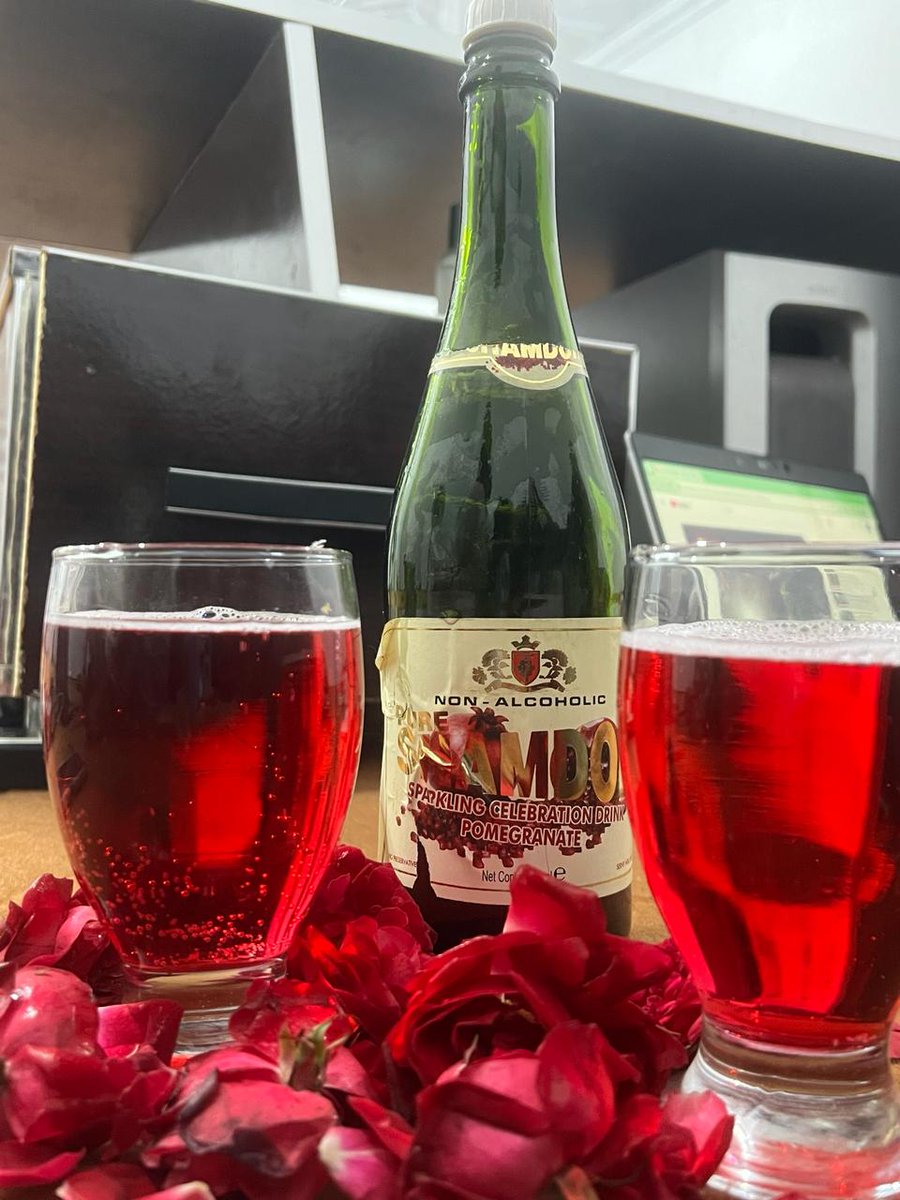 AhmadSubhani100's tweet photo. #ValentinesDay https://t.co/OLCQaHGsm4