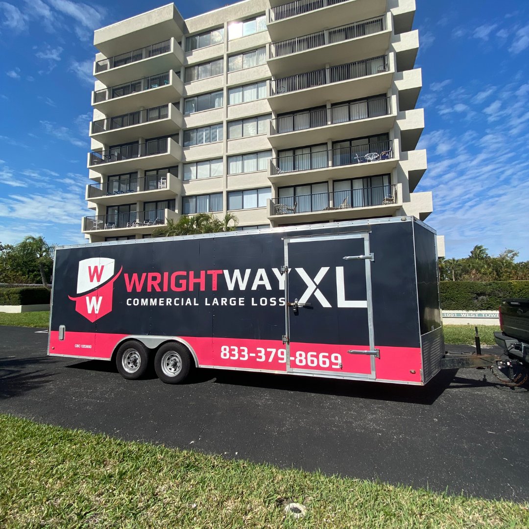Attention WrightWay followers! Our dedicated team swiftly responded to an emergency in Sarasota, where a water heater leak wreaked havoc overnight. The leak impacted common areas and several units, but we jumped into action without hesitation.