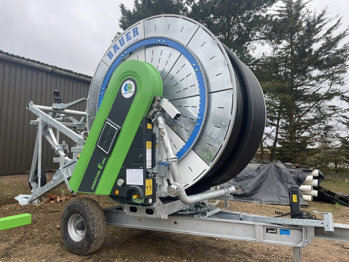 WantisdenHallFa's tweet photo. Even though we have had plenty of water over the last week, our new #bauer irrigator has arrived. The new design looks great. Thank you to #flatmans #irrigation @Bauer_FAN_UK https://t.co/g7K7V0VrGk